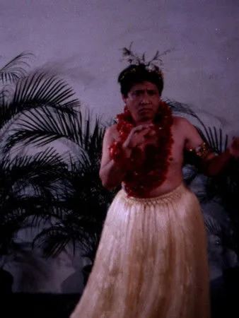 Topel Lee interpreta a Kuya en Cesar Asar