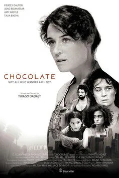 Amy Argyle interpreta a Janet en Chocolate - Director's Cut
