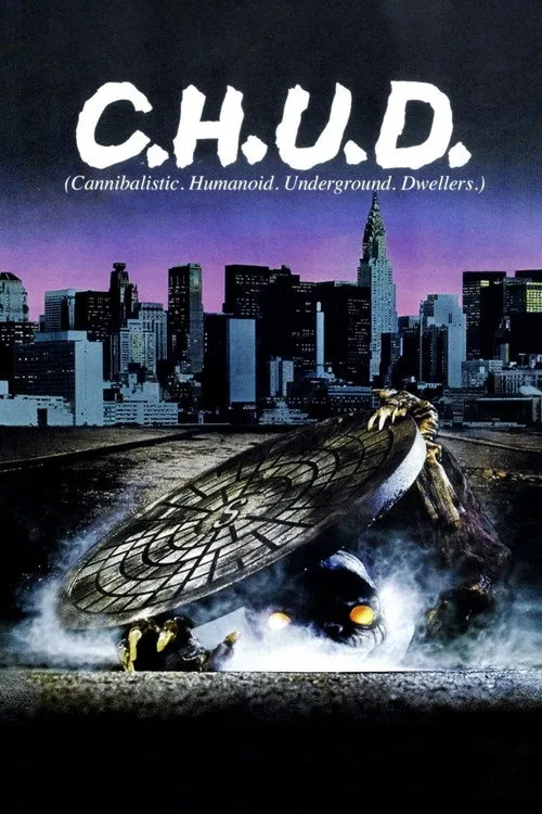 Frank Adu interpreta a Interrogation Cop en C.H.U.D. - Caníbales Humanoides Ululantes Demoníacos
