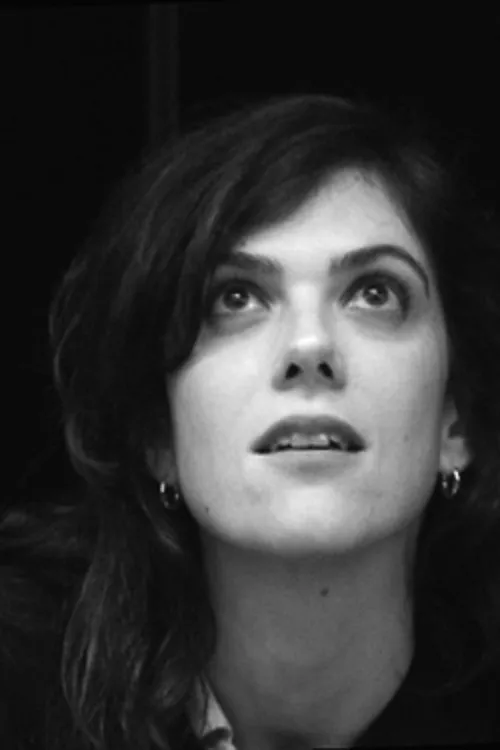 Caroline Deruas interpreta a  en Cinématon n°2930 : Caroline Deruas