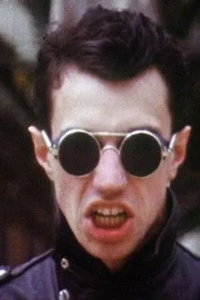 F.J. Ossang interpreta a  en Cinématon n°52 : F.J. Ossang