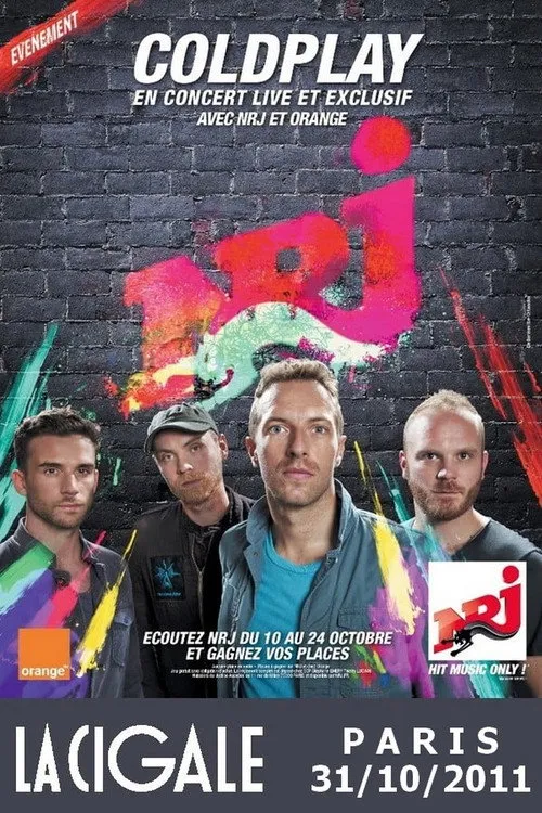 Guy Berryman interpreta a  en Coldplay - Live at La Cigale 2011