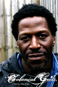 Cornell John interpreta a Izi en Colonial Gods