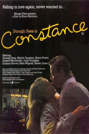 Donogh Rees interpreta a Constance en Constance