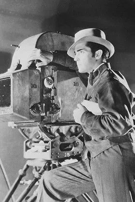 Luana Alcañiz interpreta a Rosalía en Contra la Corriente