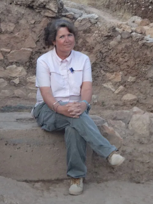 Waddie Mitchell interpreta a en Cowboy Poets