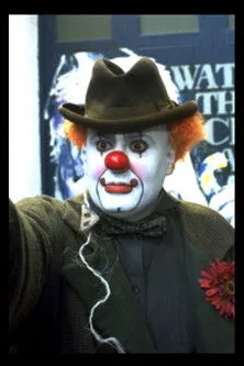 Steven McNicoll interpreta a Coco en Cry For Bobo