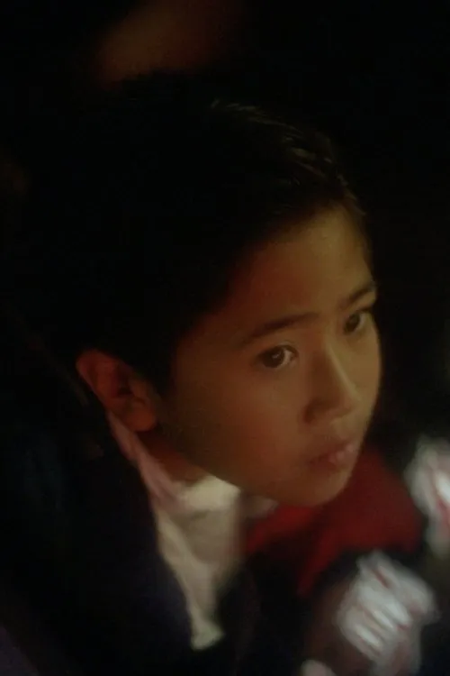 Troy Metcalf interpreta a Mike Harvey en Daly City