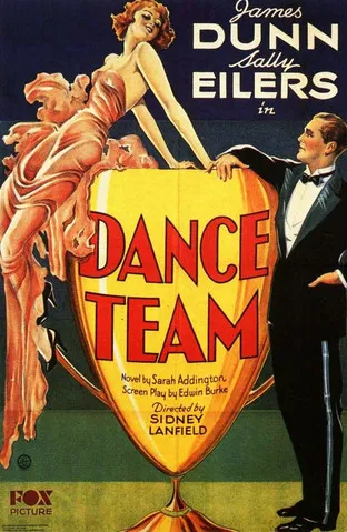Edward Crandall interpreta a Fred Penworthy en Dance Team