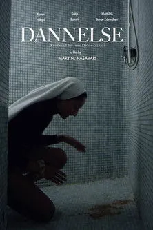 Karen Nikgol interpreta a Hassan en Dannelse