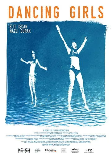 Elit Iscan interpreta a en Dans Eden Kızlar