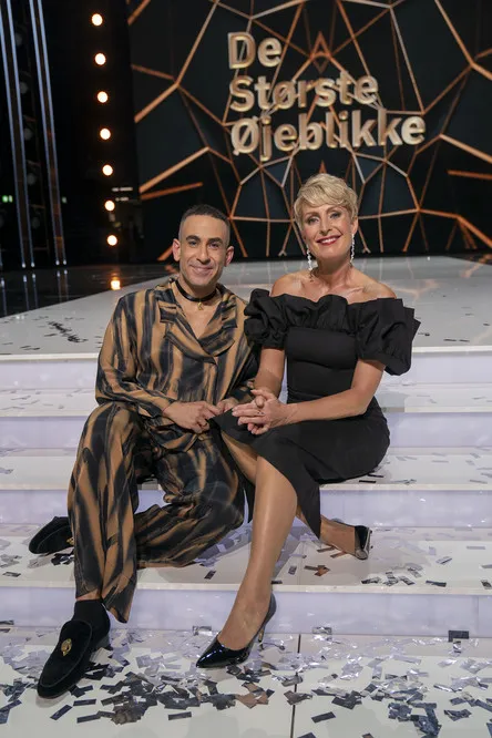 Cecilie Beck interpreta a Vært en De største øjeblikke 2023