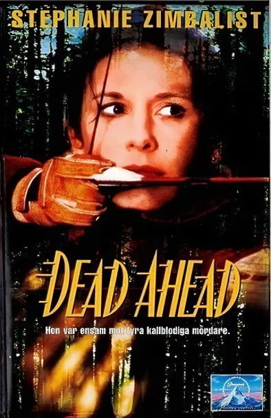 Tom Butler interpreta a Bryan Loch en Dead Ahead