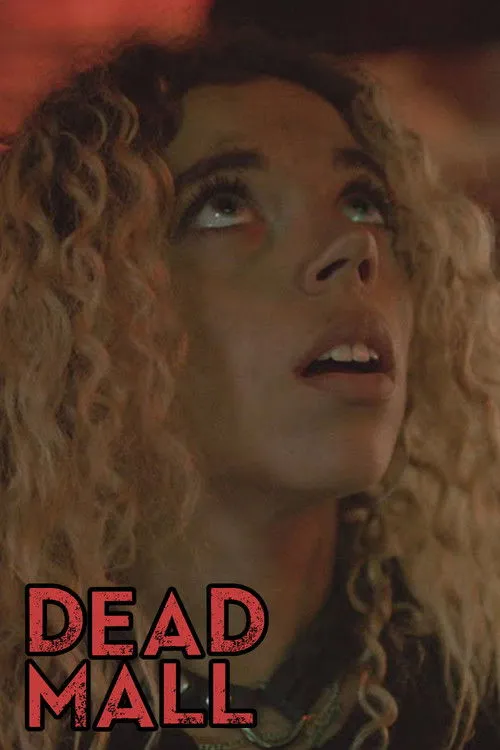 Jillian Mayer interpreta a The Creature en Dead Mall