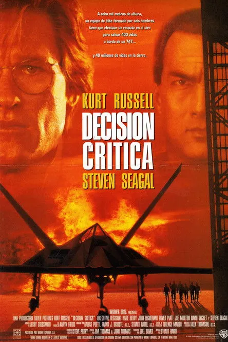 Kurt Russell interpreta a David Grant en Decisión crítica