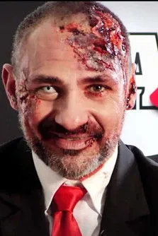 Joan Bentallé interpreta a Zombie en Déjate Morder