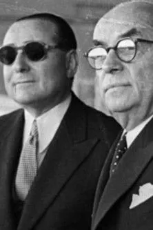 Baha Aksit interpreta a Self en Demirkırat: Baskı