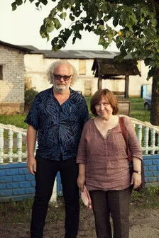 Svetlana Alexievich interpreta a en Den värsta lögnen är den dokumentära