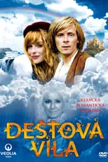 Vica Kerekes interpreta a Kvetuška en Dešťová víla