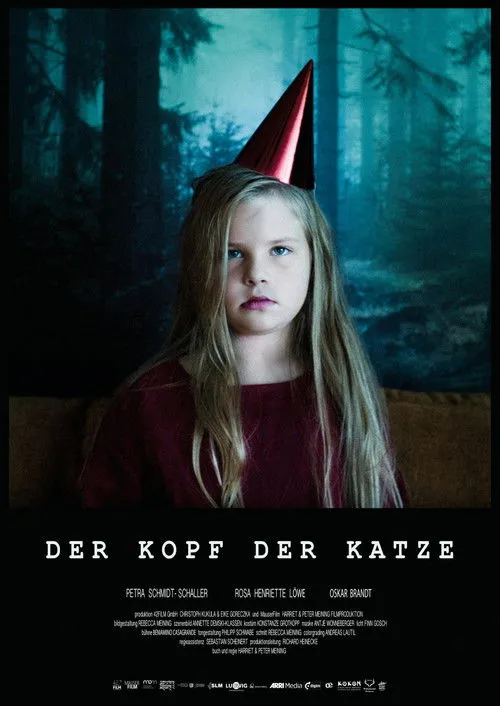 Rosa Henriette Löwe interpreta a Daughter en Der Kopf der Katze