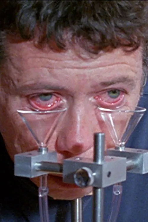 Sean Gilder interpreta a Crying Man en Desire Management