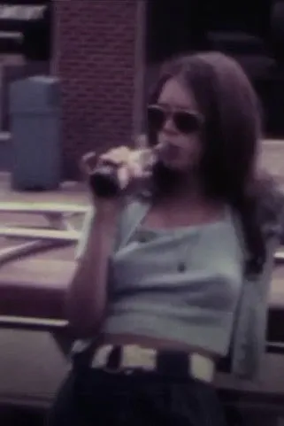 Donald Farmer interpreta a en Despondent Yearning