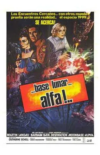 Martin Landau interpreta a Commander John Koenig en Destino base lunar Alfa