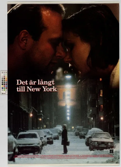 Lars Litens interpreta a Martin Holmbäck en Det är långt till New York