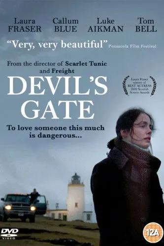 Luke Aikman interpreta a Matt en Devil's Gate