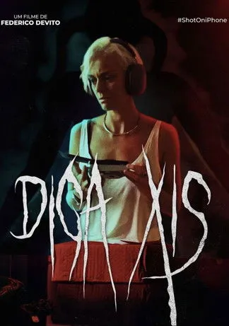 Larissa Korolkovas interpreta a Jovem Fotógrafa en Diga Xis