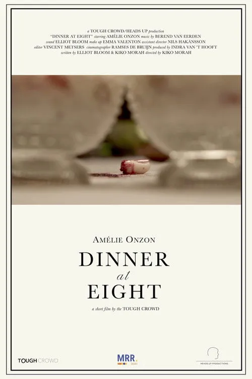 Amélie Onzon interpreta a Amelia en Dinner at Eight