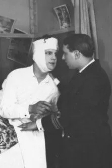 Nelo Cosimi interpreta a en Dios y la Patria