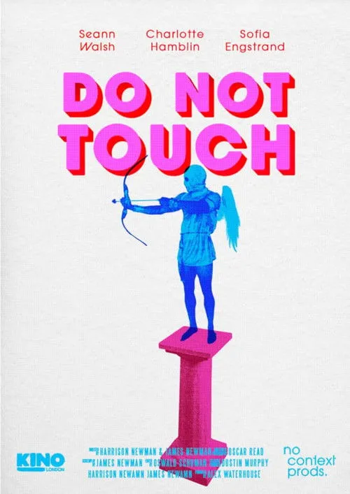 Julia Westcott-Hutton interpreta a Mum en Do Not Touch