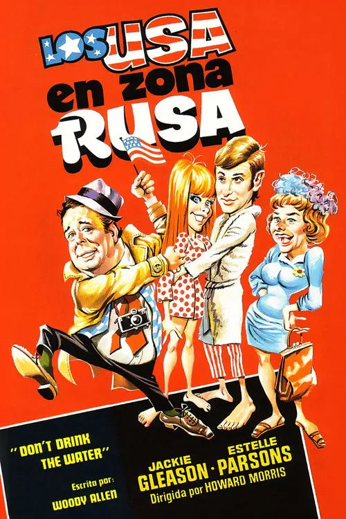 Estelle Parsons interpreta a Marion Hollander en Don't Drink the Water