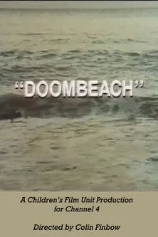 Elsbeth Benjafield interpreta a Gavin's Mum en Doombeach