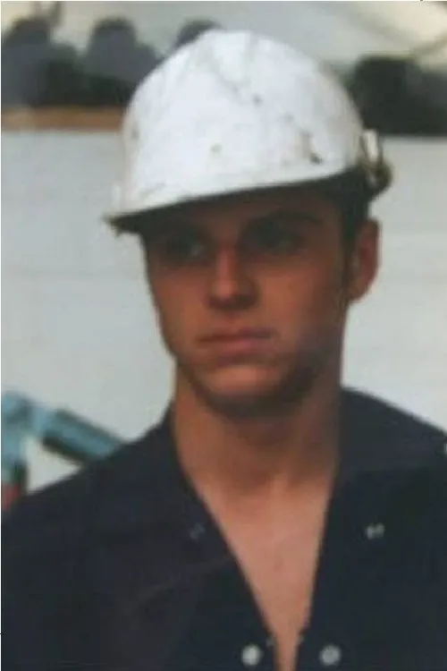 Andrew Scott interpreta a Paul en Drinking Crude