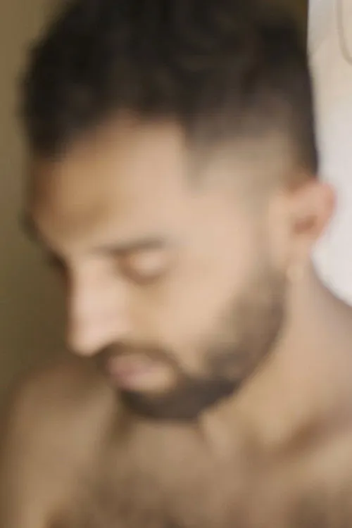 Sélim Mourad interpreta a  en Du coq à l'anus