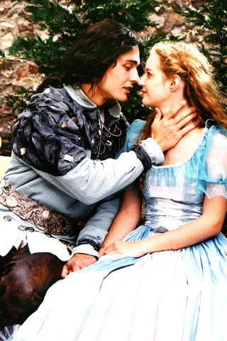 Martin Kusenda interpreta a en Dúhenka