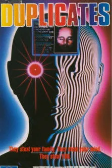 Kim Greist interpreta a Marion Boxletter en Duplicates