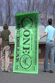 Lisa Haas interpreta a Evelyn en Dyke Dollar