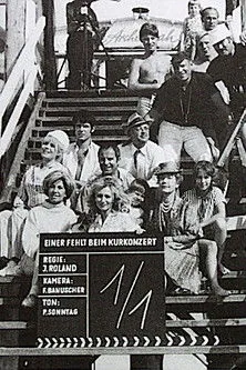 Lale Andersen interpreta a Agathe Brocksieben en Einer fehlt beim Kurkonzert