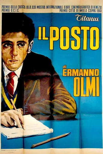 Tullio Kezich interpreta a Psychologist (uncredited) en El empleo
