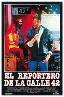 Erik King interpreta a Reginald "Reggie" Liggens en El reportero de la calle 42