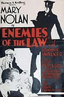 Alan Brooks interpreta a Lefty en Enemies of the Law