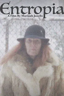 Sissy O'Hara interpreta a Old Woman en Entropia