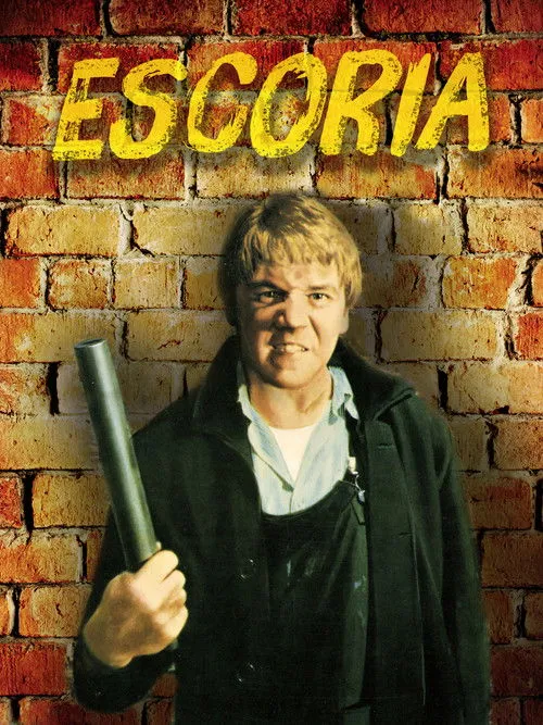 Ray Winstone interpreta a Carlin en Escoria