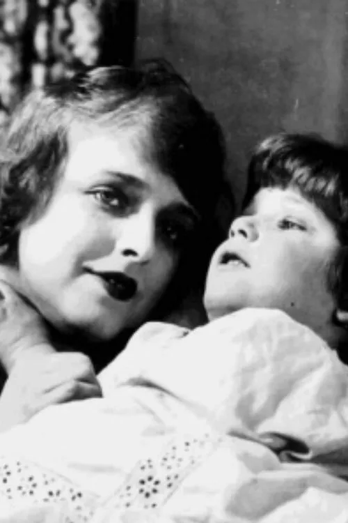 Constance Worth interpreta a Dolores Blockett en Fate's Plaything