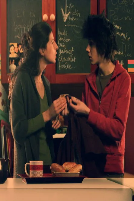 Stephanie Daniel interpreta a  en Faute de temps