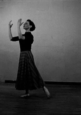 Beatrice Seckler interpreta a en Fear Flight