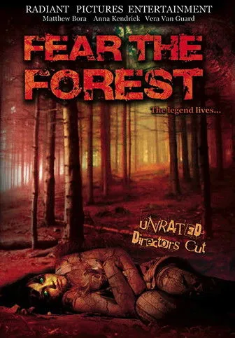 Stephen Sherman interpreta a Kurtis en Fear The Forest